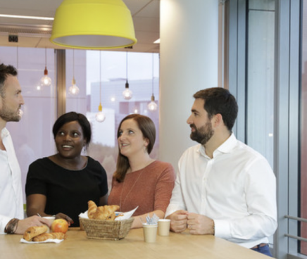 L’assureur Axa veut recruter plus de 5.000 talents